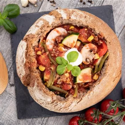 Würzige Hack-Gemüse-Suppe